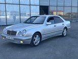Mercedes E 240-5