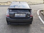 Toyota Prius-4