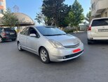 Toyota Prius-2