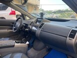 Toyota Prius-13