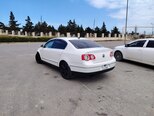 Volkswagen Passat-5