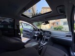 Hyundai Elantra-16
