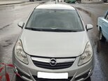 Opel Corsa-1