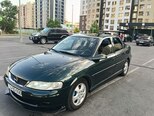 Opel Vectra-4