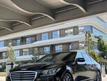 Hyundai Genesis-8