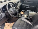 Kia Sorento-13