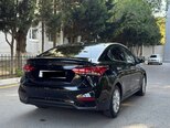 Hyundai Accent-7