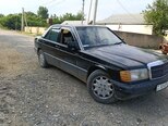 Mercedes 190-1