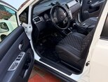 Nissan Tiida-5