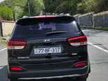 Kia Sorento-3