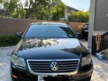 Volkswagen Passat-1