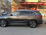 Kia Sorento-9