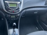 Hyundai Accent-10