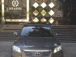 Toyota RAV4-14
