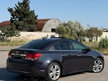 Chevrolet Cruze-16
