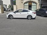 Hyundai Accent-6