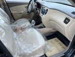 Kia Rio-17