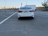 Hyundai Elantra-2