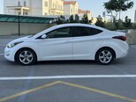 Hyundai Elantra-4