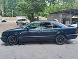 Mercedes E 230-4
