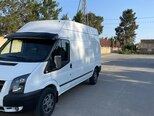 Ford Transit-3