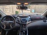 Hyundai Elantra-13