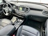 Kia Sorento-9