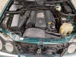 Mercedes E 240-4