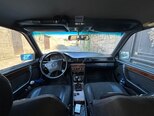 Mercedes 200 D-5