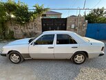 Mercedes 200 D-4