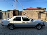 Mercedes 200 D-3
