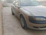 Opel Vectra-4
