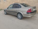 Opel Vectra-5