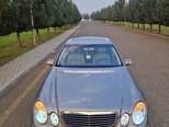 Mercedes E 320-1