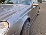 Mercedes E 320-9
