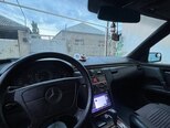 Mercedes E 220-13