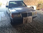 Mercedes 190-1