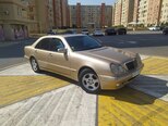 Mercedes E 270-7