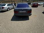 Mercedes E 240-2