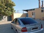 Opel Vectra-4
