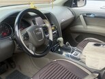 Audi Q7-7