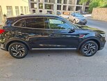 Hongqi HS5-12