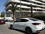 Hyundai Elantra-5