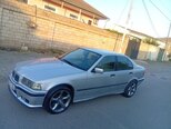 BMW 318-9