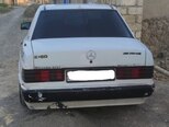 Mercedes 190-10