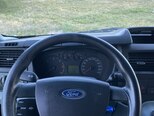 Ford Transit-16
