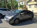 Toyota Prius-4
