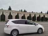 Toyota Prius V-11