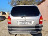 Opel Zafira-8