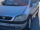 Opel Zafira-4